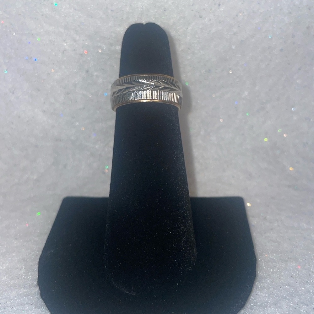 Silver Tone Diamond Cut Engraved Band Ring